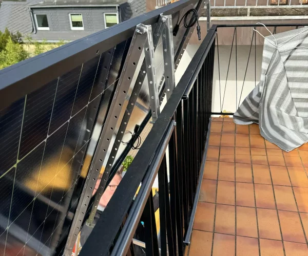 PV-Paneele-Balkon